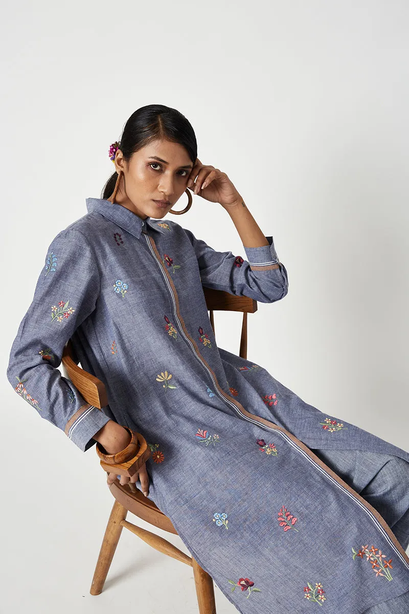 Begonia Embroidered Kurta Set (2pcs)