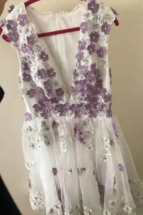 Flowy Martha Homecoming Dresses Plunging Neck Flowers CD3383